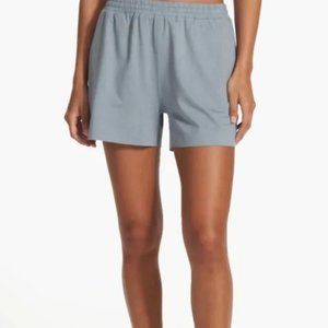 Vuori Womens Boyfriend Short in Blue